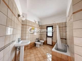 Villa a schiera via Vineola 139, Potenza — foto 4 di 25