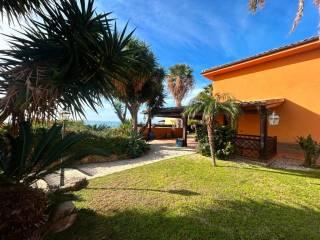 Villa unifamiliare via Mandarino, Centro, Porto Empedocle