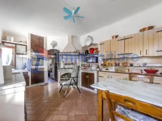 Rustico, ottimo stato, 196 m², Trinità, Battifollo, Sarzana — foto 9 di 34