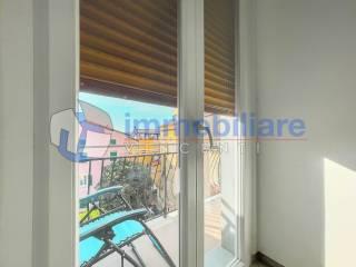 Quadrilocale ottimo stato, quarto piano, Centro, Sarzana