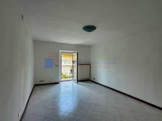 Bilocale via Gaggio 20, Centro, Villa d'Almè — foto 2 di 20