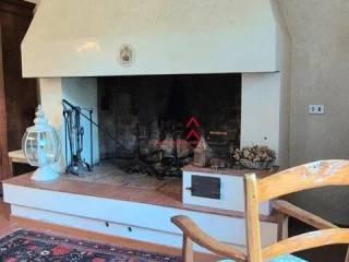 Villa unifamiliare via Di Cantagallo, Galceti, Prato