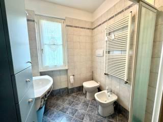 Trilocale via Vittorio Veneto, Castion Veronese, Costermano sul Garda — foto 6 di 10