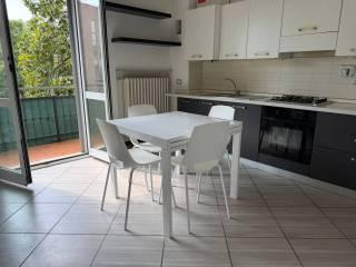 Bilocale ottimo stato, primo piano, Ospizio - San Maurizio, Reggio Emilia — foto 5 di 11