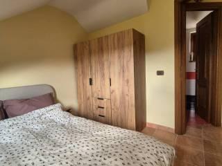 Trilocale via Gran Sasso, Cerri, Rocca di Cambio — foto 15 di 16