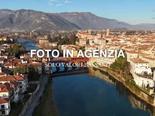 Appartamento via Angarano, Centro, Bassano del Grappa — foto 6 di 10