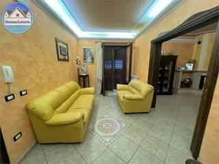 Appartamento primo piano, Cinquefrondi — foto 13 di 15