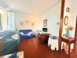 Villa a schiera 5 locali, buono stato, Zona Industriale, Massa — foto 12 di 14