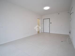 Bilocale via Monte Cervino, Centro, Brugherio — foto 7 di 8