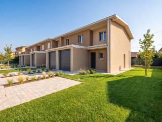 Villa a schiera via Nilde Iotti 33, Salvaterra, Casalgrande
