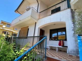 Villa a schiera traversa I via Sant'Anna, Vibo Marina, Vibo Valentia