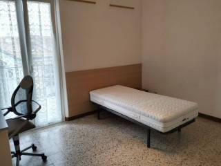 Stanza singola via L. Fontanoni 12, Urbino — foto 3 di 6
