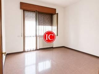 Villa plurifamiliare via San Martino e Solferino, Centro, Sant'Angelo Lodigiano — foto 16 di 39