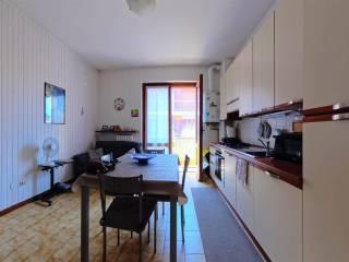 Bilocale buono stato, secondo piano, Centro, Casalpusterlengo — foto 4 di 7