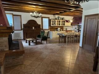 Villa unifamiliare via dei Colli 696, Centro, Conegliano