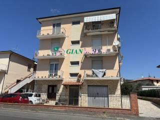 Appartamento da ristrutturare, primo piano, Cafaggio, Campiglia Marittima — foto 2 di 33