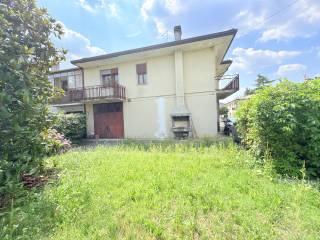 Quadrilocale via Miramonti, Centro, Torreglia — foto 3 di 17