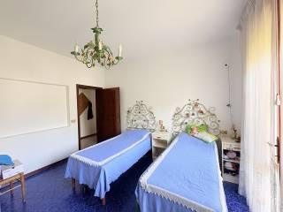 Quadrilocale via Miramonti, Centro, Torreglia — foto 4 di 17