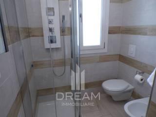 Trilocale via Ungheria 79, Quartu, Quartu Sant'Elena — foto 14 di 25