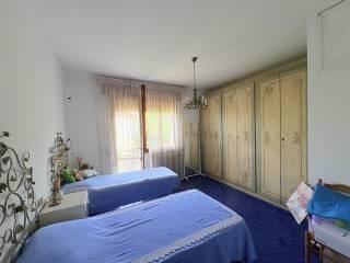 Villa bifamiliare via Miramonti, Centro, Torreglia — foto 5 di 33