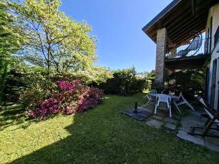 Villa unifamiliare via Grigioni, Centro, Arona — foto 12 di 24