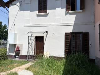 Villa unifamiliare via Alzaia Pavese, Borgarello — foto 3 di 8