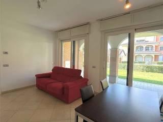 Bilocale via Garibaldi , 34, Gorla Minore