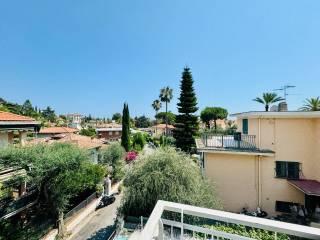 Quadrilocale via dei Gerani 17, Piani di Borghetto, Ospedale, Bordighera — foto 25 di 55