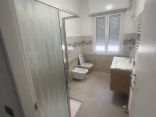 Bilocale viale della Costituzione 7, Centro, Mandello del Lario