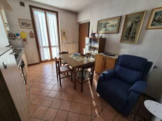 Bilocale via Giuseppe Garibaldi 52, Centro, Missaglia — foto 13 di 16