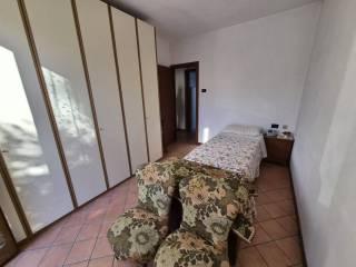 Bilocale via Giuseppe Garibaldi 52, Centro, Missaglia — foto 8 di 16