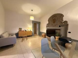 Trilocale via dei Fredi, Centro, Todi — foto 3 di 9