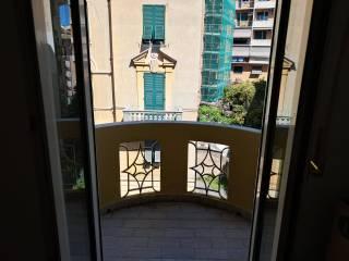 Trilocale via Marina di Robilant 12, San Fruttuoso, Genova