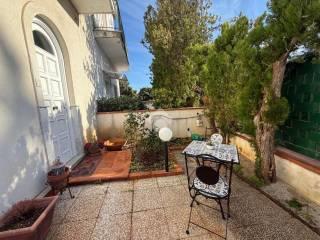 Villa unifamiliare via Urania 21, Mondello - Valdesi, Palermo