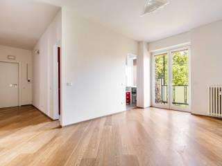 Trilocale viale Lazio, 6, Porta Romana - Medaglie d'Oro, Milano