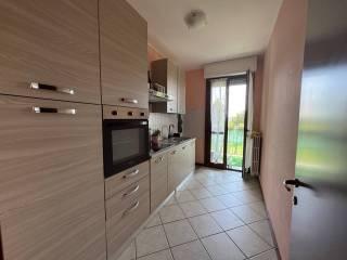 Trilocale via Borgogna 20, Centro, Bagnolo Cremasco — foto 9 di 18