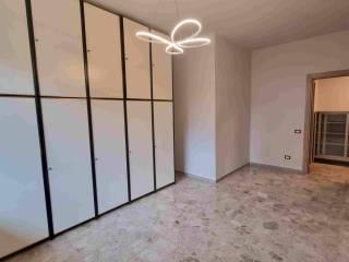 Trilocale via Francesco del Cairo, Centro, Varese