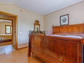 Villa unifamiliare Localita' Roncaglio Cadrazzole, Canossa — foto 59 di 60