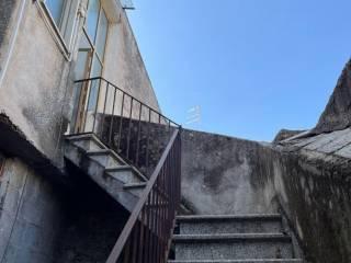 Trilocale buono stato, primo piano, Adrano — foto 3 di 11