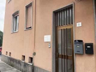 Trilocale ottimo stato, piano rialzato, Centro, Bernareggio — foto 11 di 14