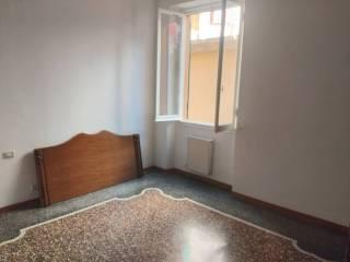 Bilocale via Oliveto, Quarto, Genova