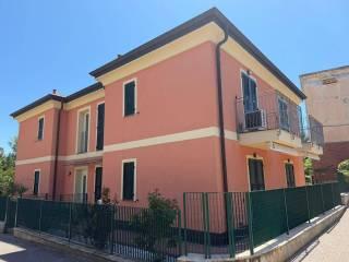 Trilocale via Diano San Pietro 77, Centro, Diano Castello — foto 4 di 16