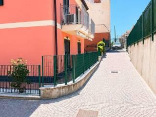 Trilocale via Diano San Pietro 77, Centro, Diano Castello — foto 16 di 16