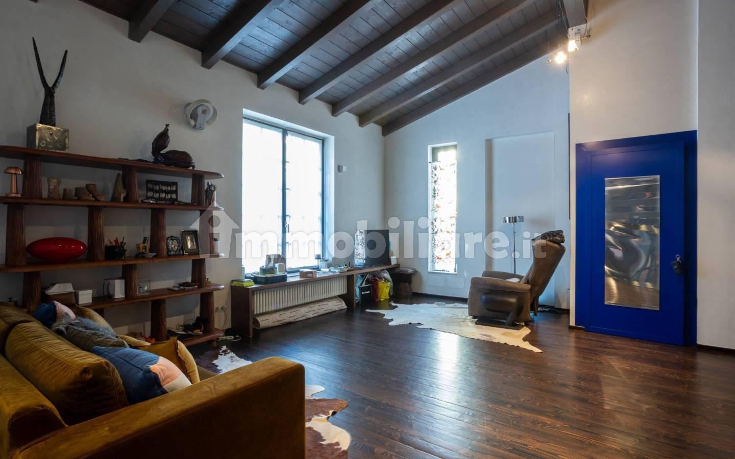 Loft, ottimo stato, piano terra, Centro, Gallarate