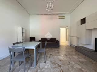 Bilocale via dei Filippini 38, Centro Storico, Reggio Calabria — foto 2 di 28