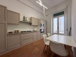Bilocale via dei Filippini 38, Centro Storico, Reggio Calabria — foto 12 di 28