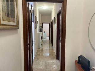 Trilocale via Gabriele D'Annunzio 9, Valenzano — foto 3 di 11