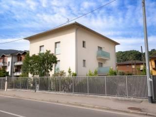 Bilocale ottimo stato, primo piano, Centro, Lavena Ponte Tresa