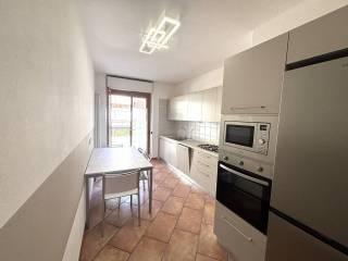 Quadrilocale ottimo stato, secondo piano, Centro, Torre Boldone — foto 11 di 26