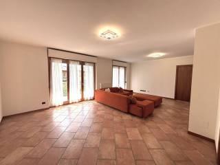 Quadrilocale ottimo stato, secondo piano, Centro, Torre Boldone — foto 8 di 26